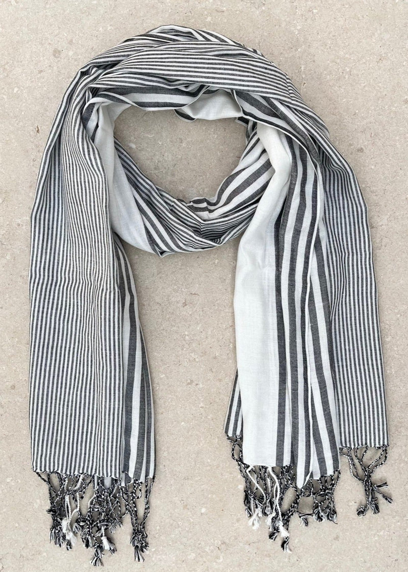 STRIPED SCARF